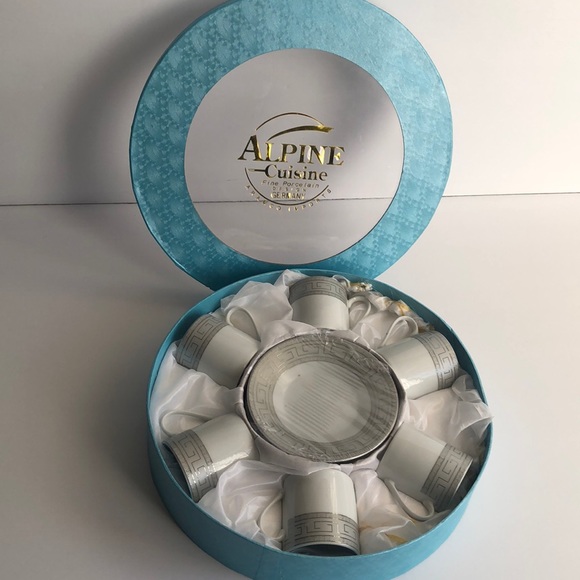 Alpine Cuisine Fine Porcelain coffee and Tea Set - Picture 1 of 4